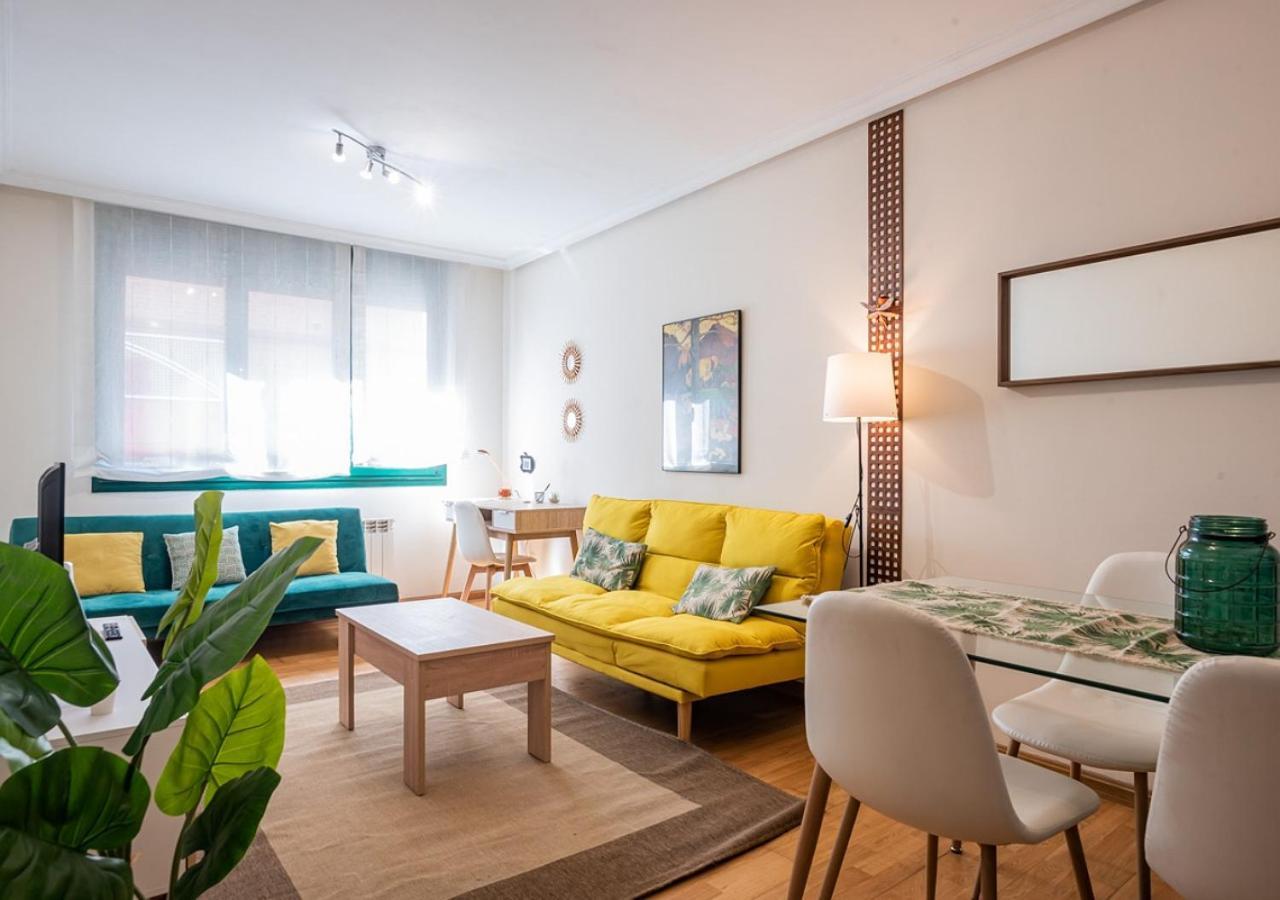 Apartamento Centrico Con Wifi Y Parking De Coche Tamano Medio Cangas de Onís Exterior photo