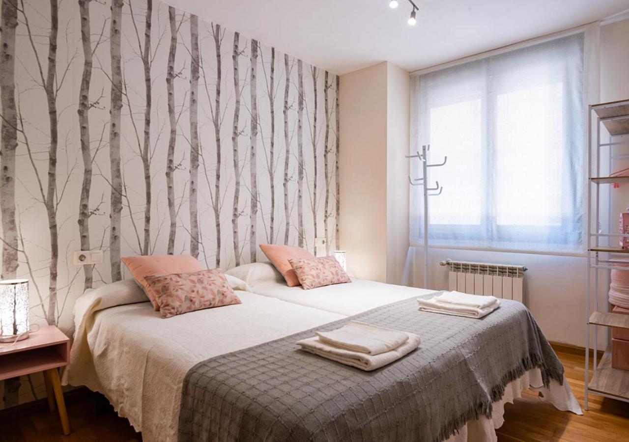 Apartamento Centrico Con Wifi Y Parking De Coche Tamano Medio Cangas de Onís Exterior photo