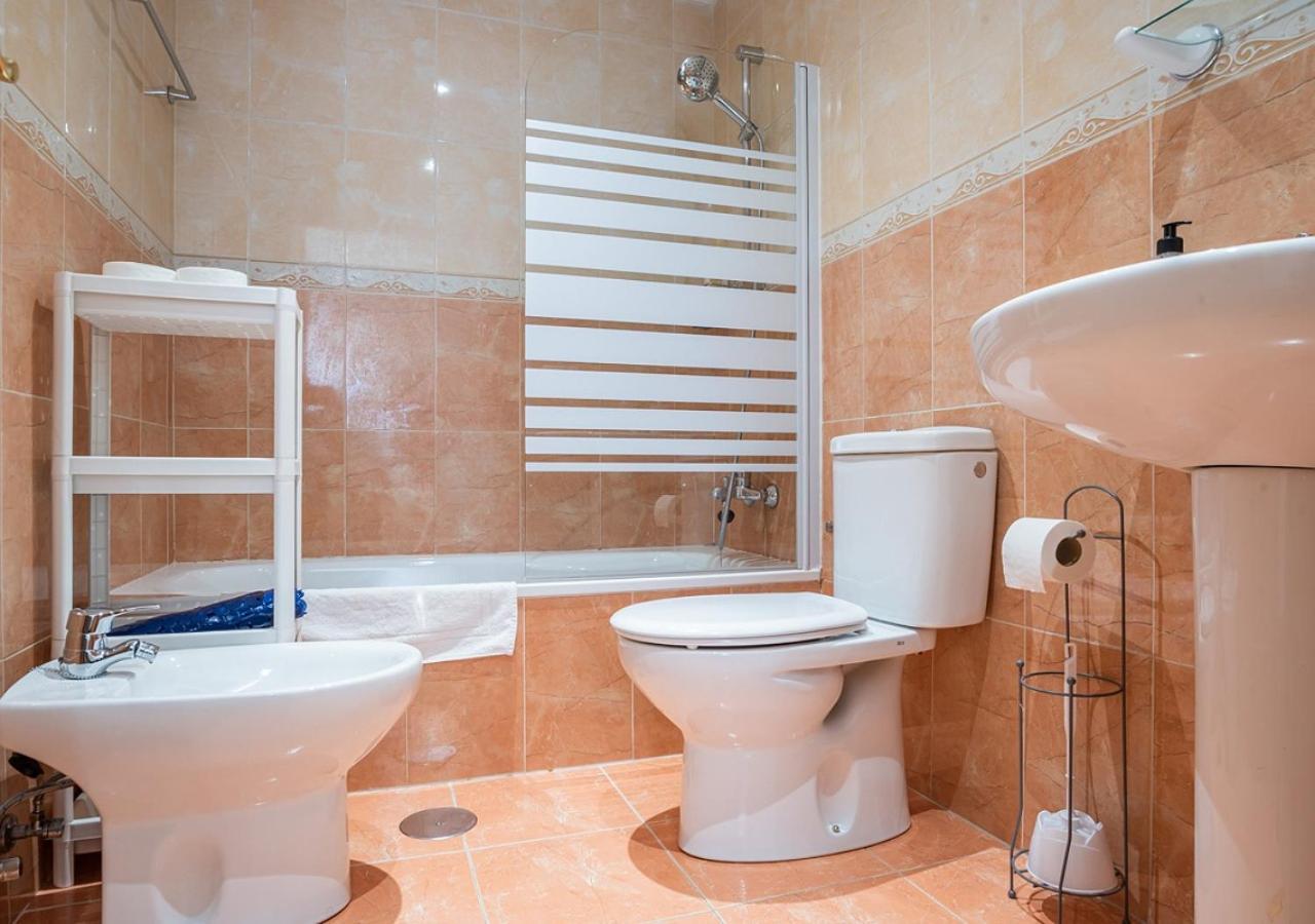 Apartamento Centrico Con Wifi Y Parking De Coche Tamano Medio Cangas de Onís Exterior photo